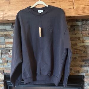 NWT House of Revolve limited Edition Influencer Sweatshirt! 🖤